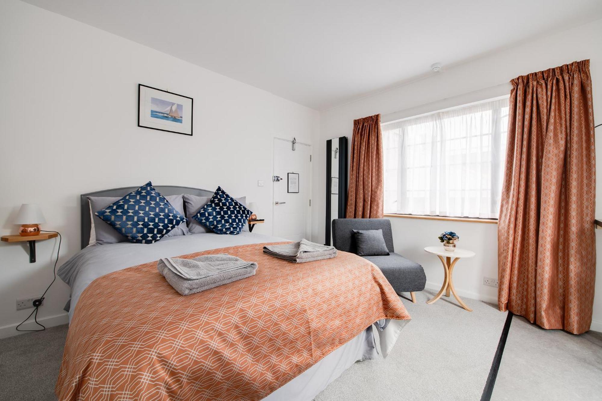 Ferryman Apartments By Places To Be Portsmouth Bagian luar foto