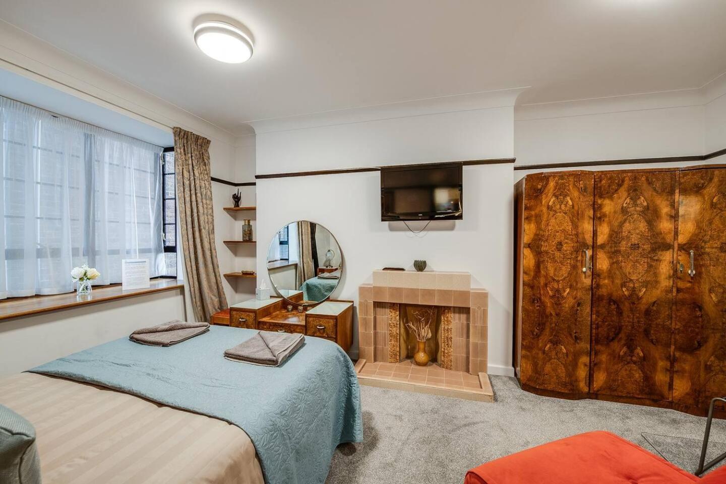 Ferryman Apartments By Places To Be Portsmouth Bagian luar foto
