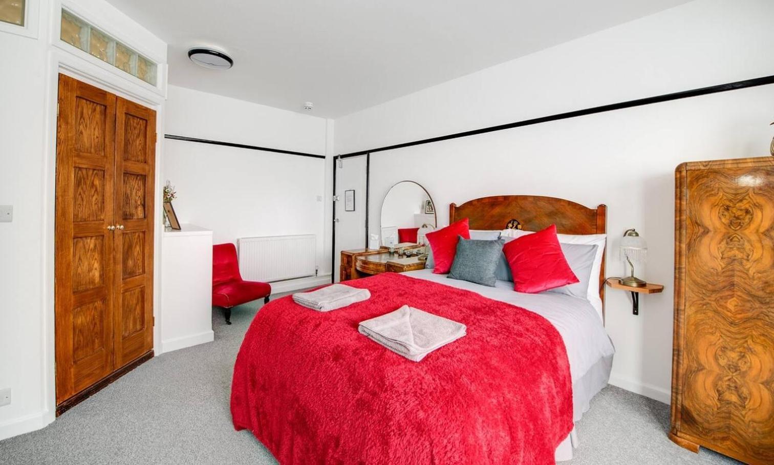 Ferryman Apartments By Places To Be Portsmouth Bagian luar foto