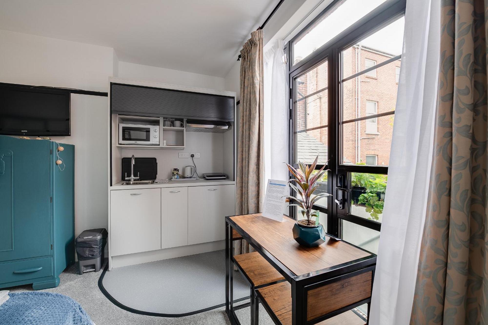Ferryman Apartments By Places To Be Portsmouth Bagian luar foto