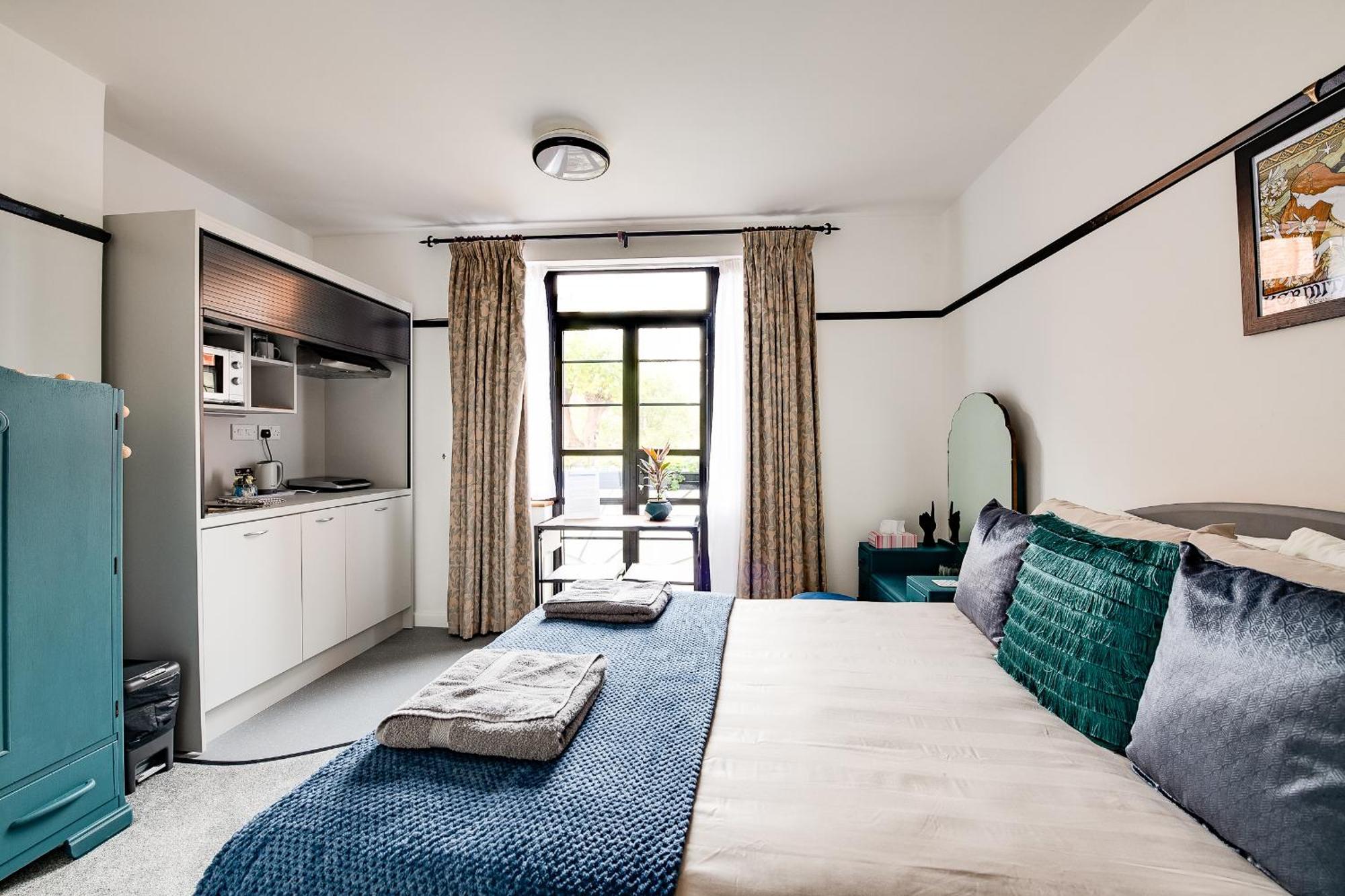 Ferryman Apartments By Places To Be Portsmouth Bagian luar foto